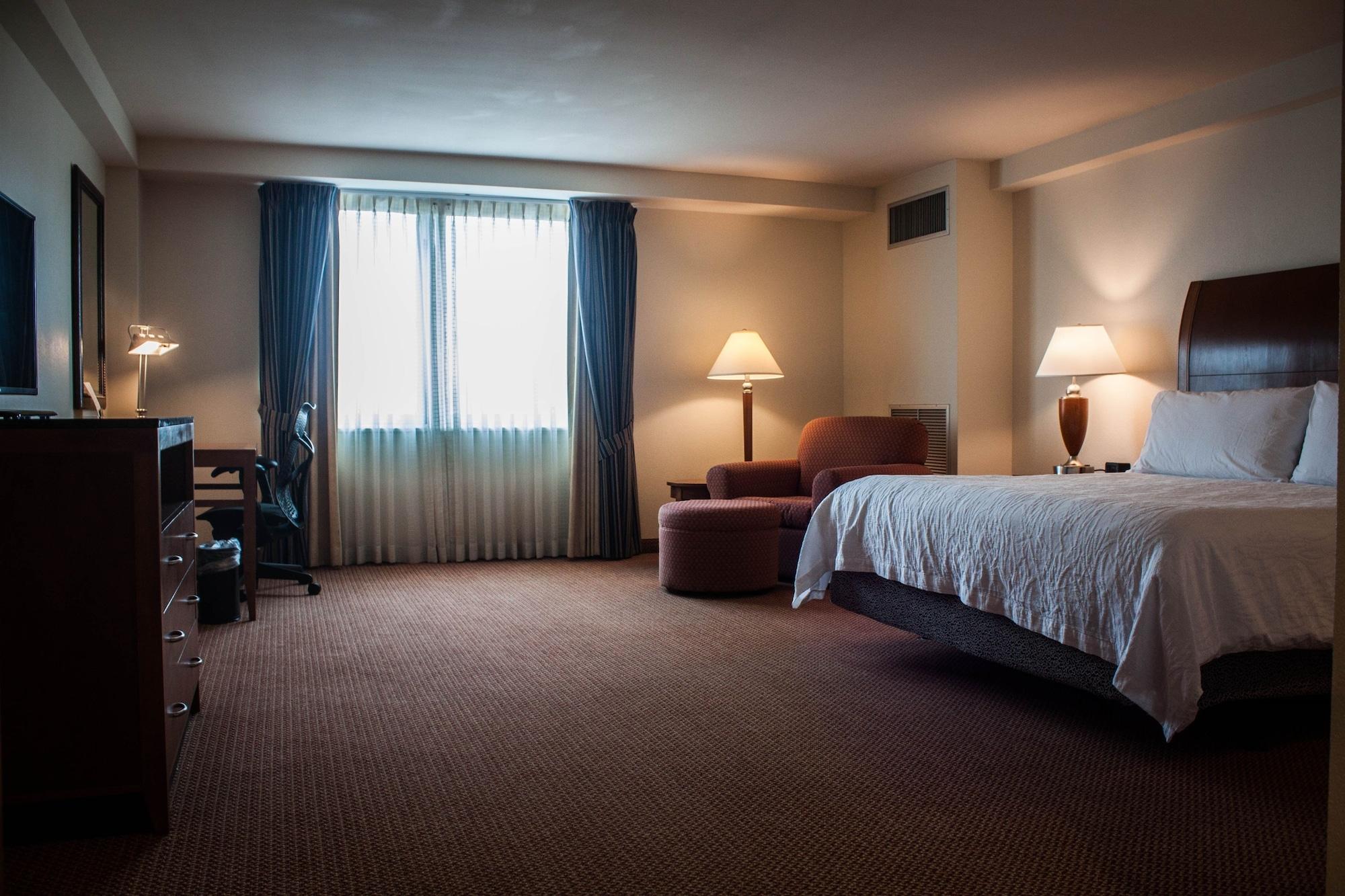 Hilton Garden Inn Ithaca Exterior photo