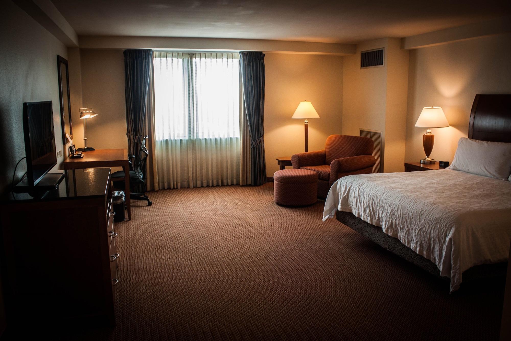Hilton Garden Inn Ithaca Exterior photo