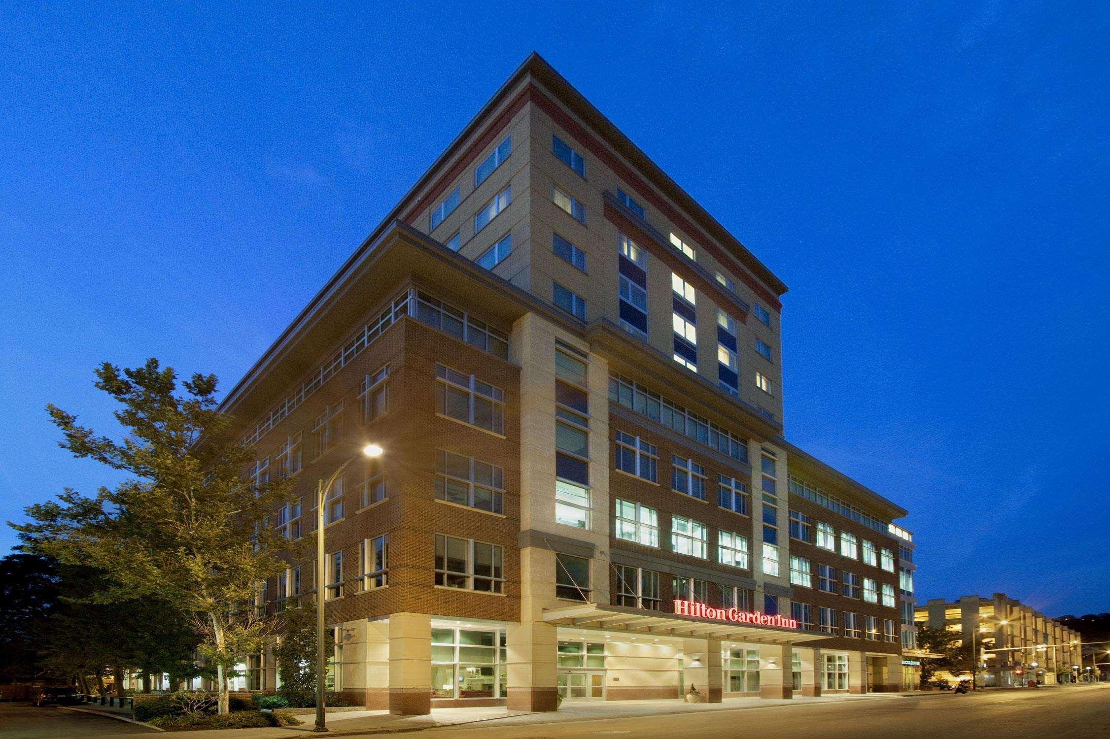Hilton Garden Inn Ithaca Exterior photo